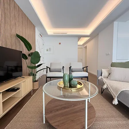 Madeira Bliss Ii Prime Location With Pool And Parking Appartamento Funchal (Madeira)