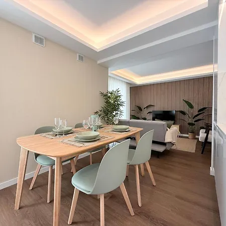 Madeira Bliss Ii Prime Location With Pool And Parking Appartamento Funchal (Madeira)